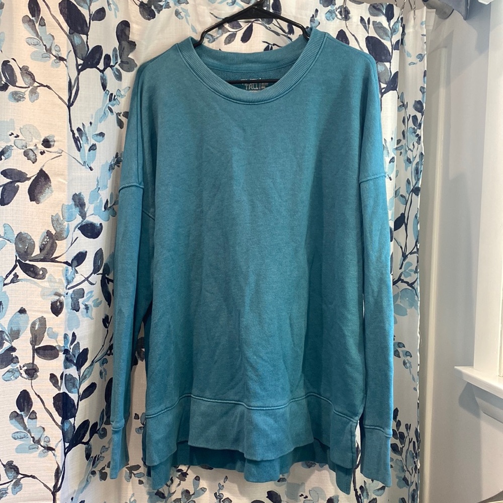 Time & Tru Sweater